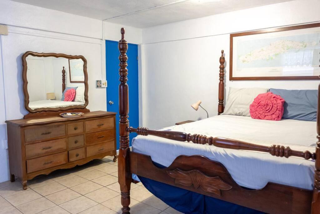 Beachfront Suite 6 Karaya В'єкес Екстер'єр фото